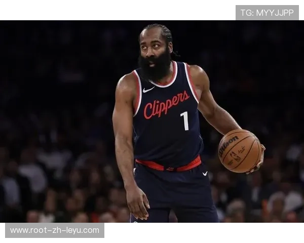 哈登反击上篮，快船进攻节奏快速推进：速度与智慧在赛场的商业化叙事